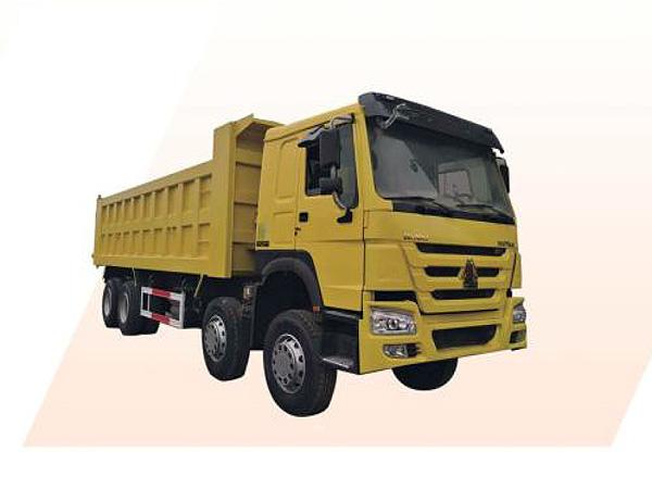 自卸车